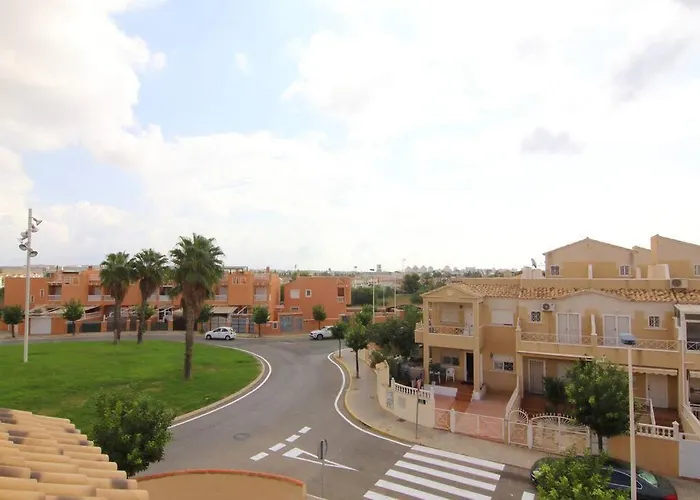 Hébergement de vacances Casa Con Piscina En Banos De Europa, Torrevieja