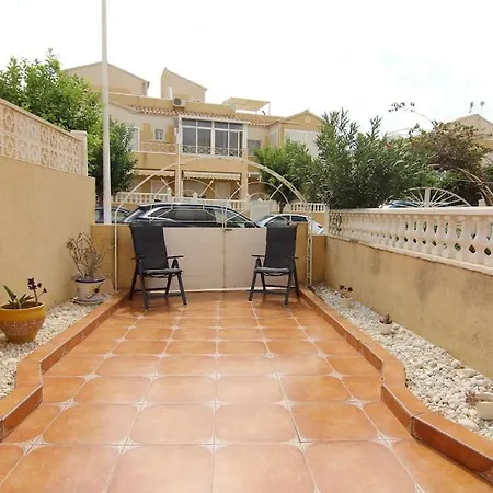 Casa Con Piscina En Banos De Europa, *