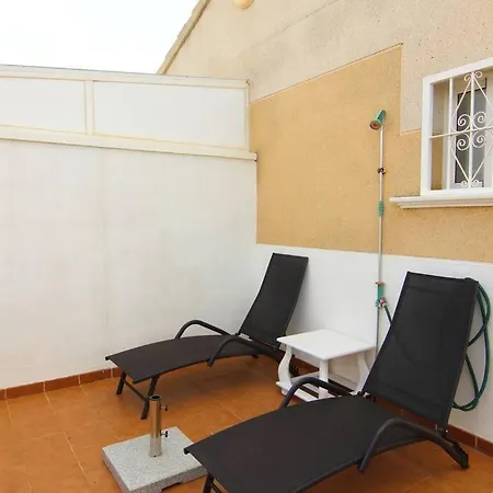 Casa Con Piscina En Banos De Europa,