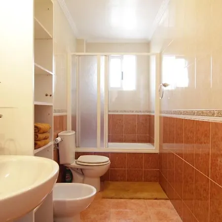 Vakantiehuis Casa Con Piscina En Banos De Europa, Torrevieja